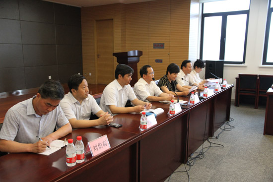 “对接上海自贸区、再创开放新优势”专家座谈会综述